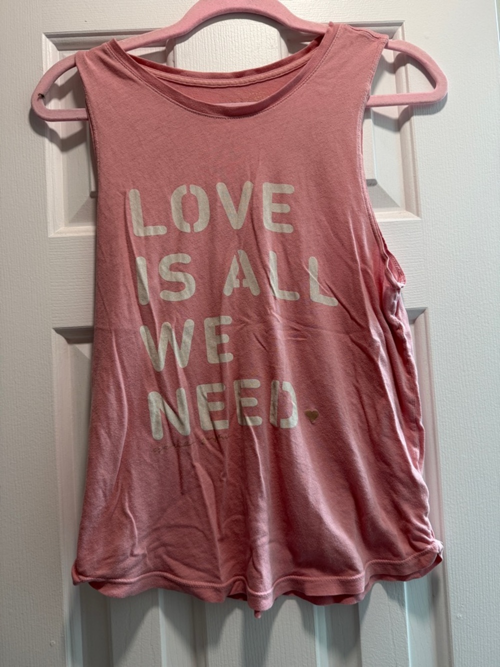 Spiritual Gangster Love is All we need tank top xs pink
